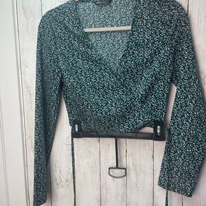 SHEIN Green Wrap Blouse with Long Sleeves and Tie Front size XS